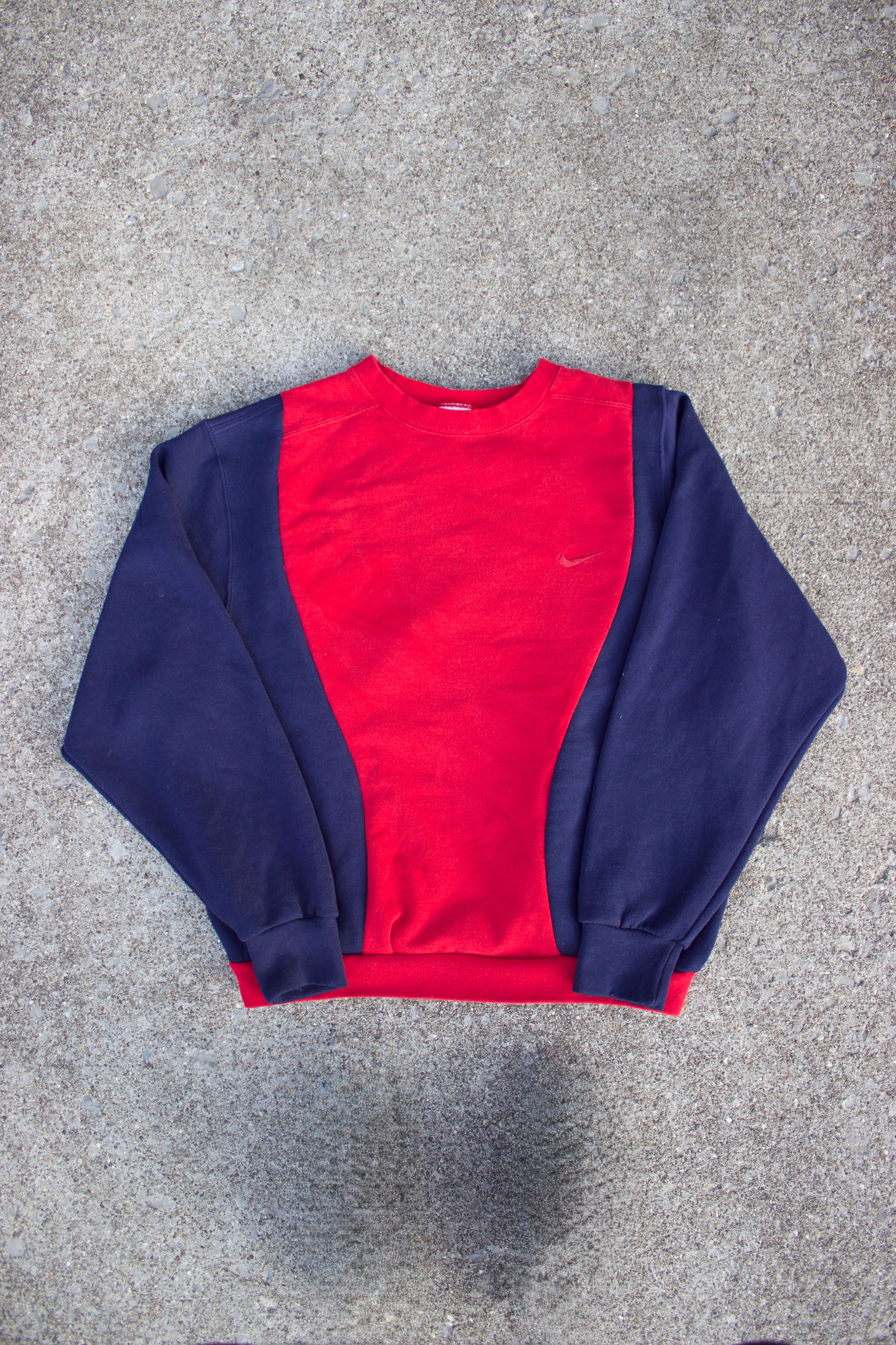 REWORKED NIKE CREWNECK