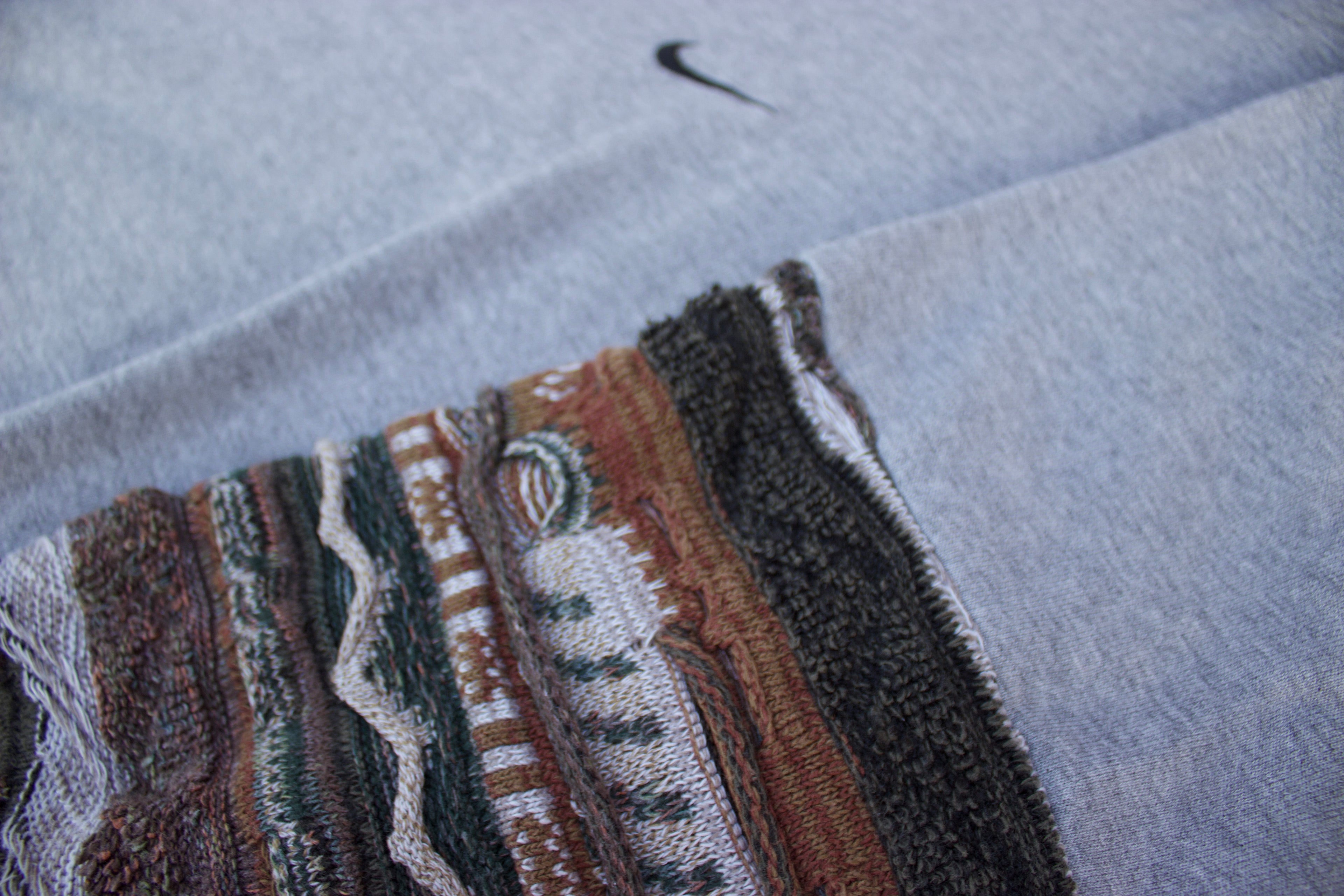 REWORKED NIKE CREWNECK (L)